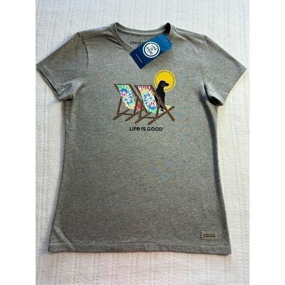 Life is Good Women’s SMALL Beach Chair Beach Dog Short Sleeve Tee - NWT - Picture 1 of 6